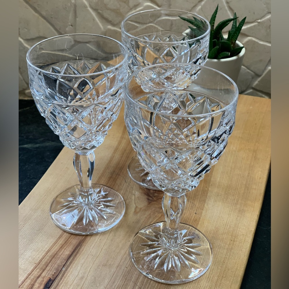 CHRISTOPHER STUART | Set of 3 | Regency Pattern Cut Crystal Wine Glasses.